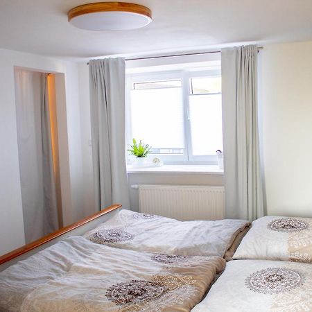 Ferienwohnung Am Kugelbaum Lunzenau ภายนอก รูปภาพ
